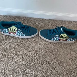 Blue puma suede used couple times still clean